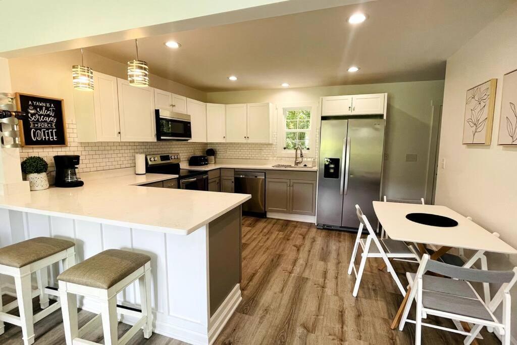 Modern Home Near Uptown Clt, Airport And More Charlotte Exterior photo